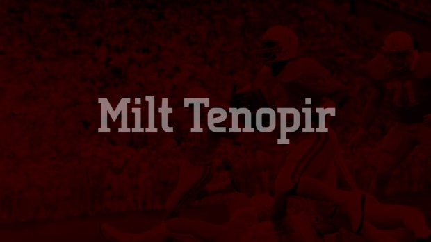 04_05_19_MiltTenopir_MiltsCoachingCareer